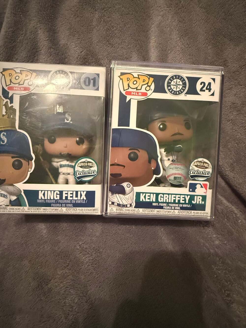 Funko Pop! MLB Mariners King Felix #01 and Ken Griffey Jr. #24 Safeco Field